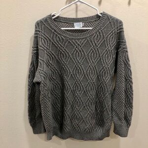 Time and Tru Textured Knit Gray Sweater
